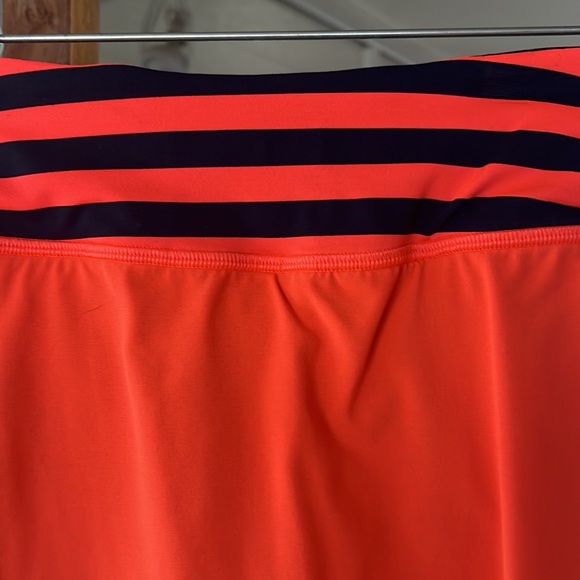 Lululemon Pace Setter Skirt. Bright orange and inkwell sea stripe. Size 2 - Picture 2 of 10